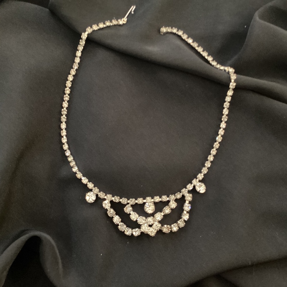 Vintage rhinestone necklace from the 50’s